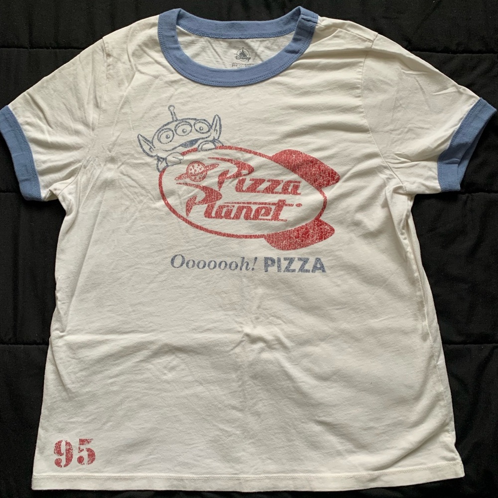 TOY STORY PIZZA PLANET DISNEY PARKS TSHIRT IN MEDIUM WORN JUST ONCE LIKE NEW NEW